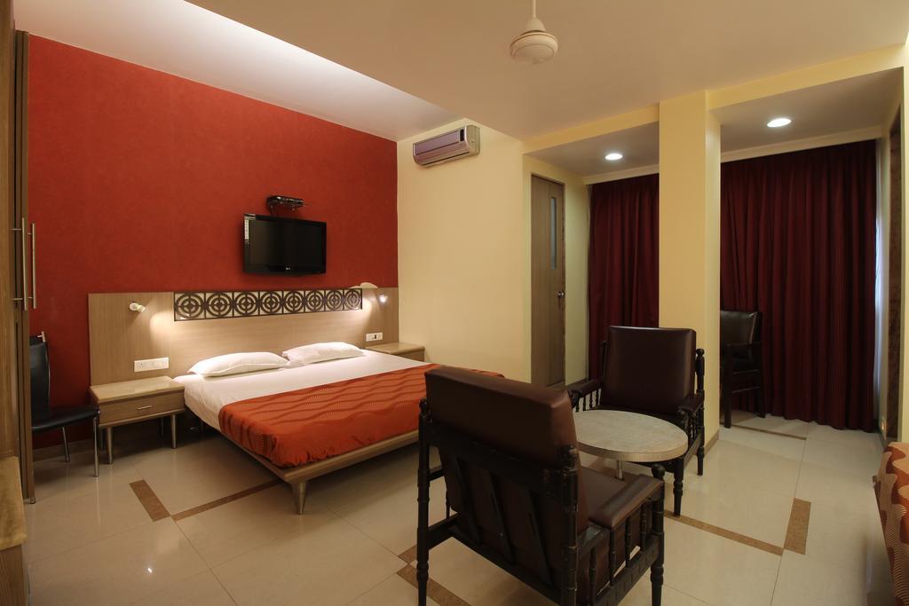 Hotel Samrat Mumbai Room photo