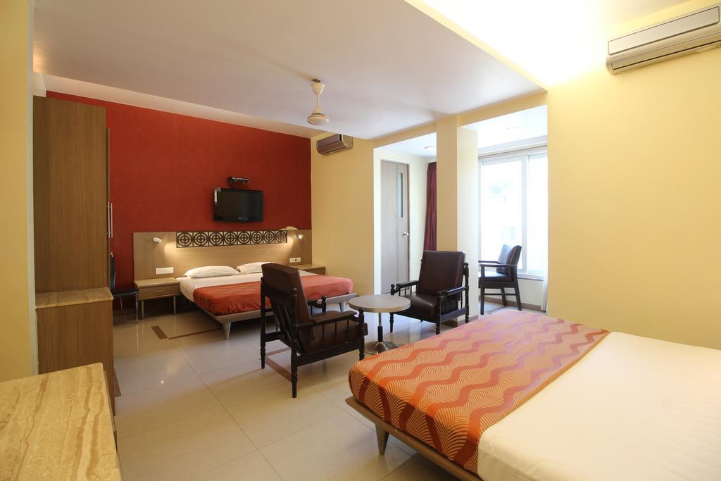 Hotel Samrat Mumbai Room photo