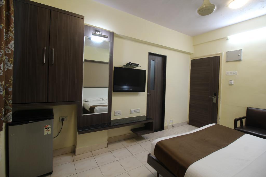 Hotel Samrat Mumbai Room photo